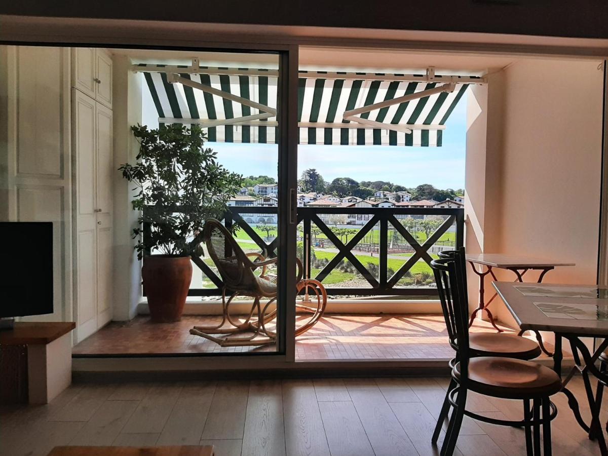 Avec Terrasses Ensoleillees Et Parking A - Fr-1-239-651